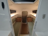 Interieur rideau baisse vue du cokpit.jpg